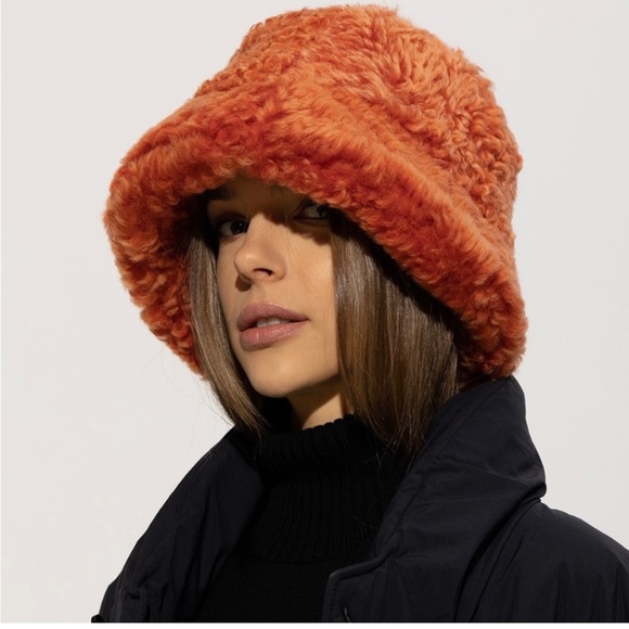 cult gaia Accessories - Cult Gaia orange fuzzy hat